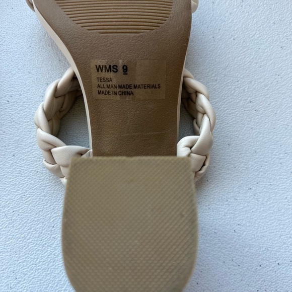 Dolce vita cream woman’s heels - Picture 5 of 5